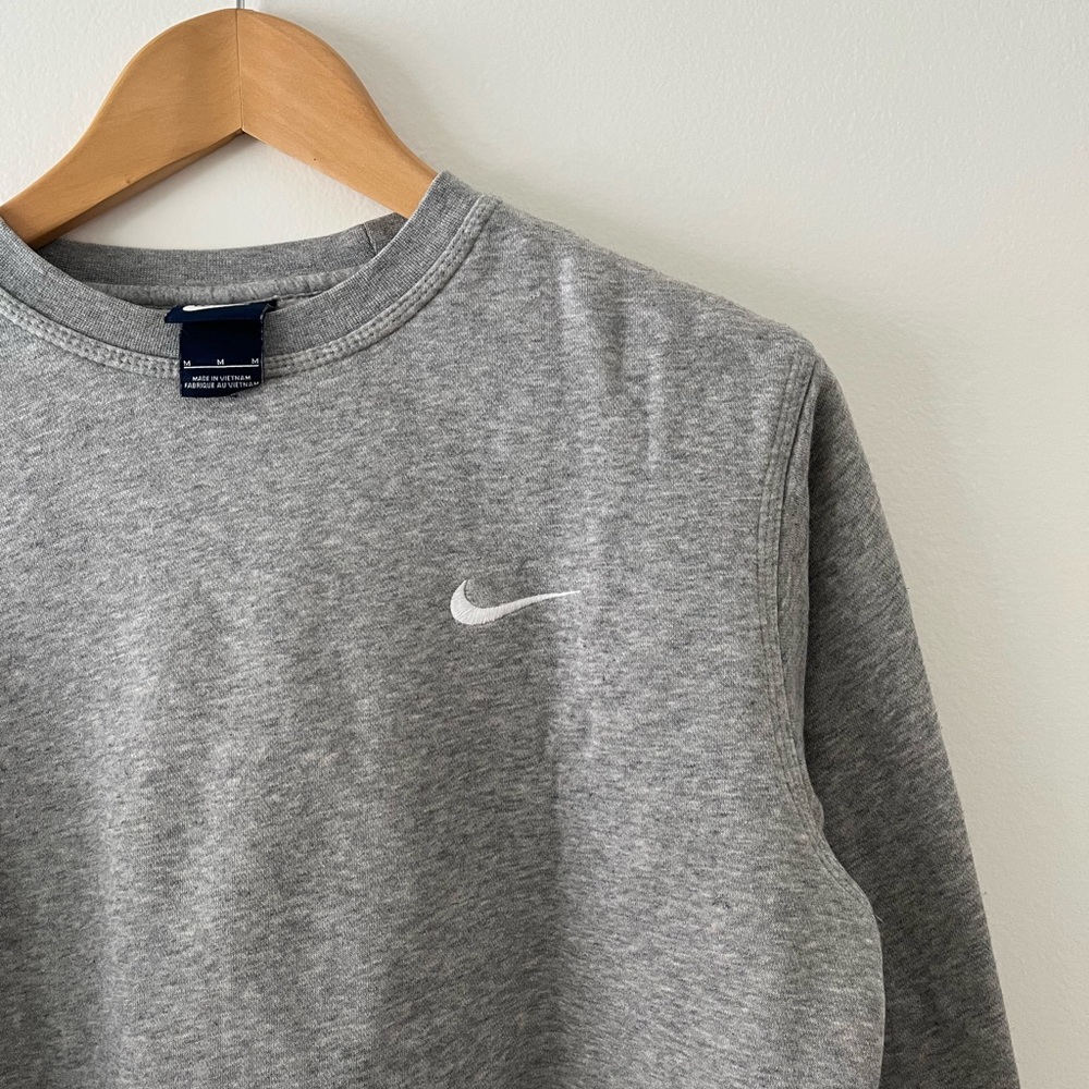 Nike Gray Crewneck Sweatshirt
